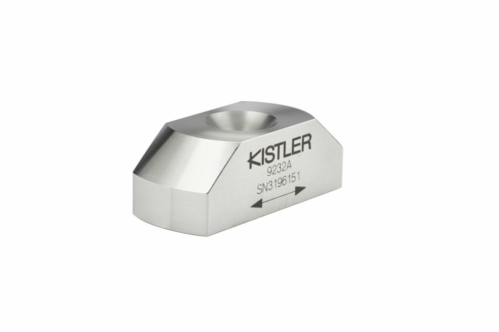 Zerspankr&auml;fte k&ouml;nnen mit piezoelektrischen Dehnungssensoren wie dem 9232A von Kistler indirekt und mit hoher Genauigkeit gemessen werden.