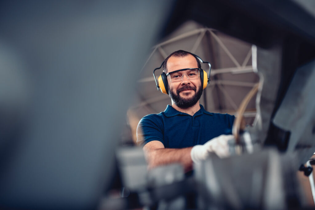 SS&C Blue Prism bietet eine verst&auml;ndliche L&ouml;sung, die Back-Office-Prozesse durch Automation sowie Optimieren der Datenerfassung und -verarbeitung transformiert. Im Kontext von CSRD unterst&uuml;tzt sie Firmen etwa bei der Echtzeitdatenerfassung und -analyse - f&uuml;r eine flexiblere, aber auch kontrolliertere Fertigung.