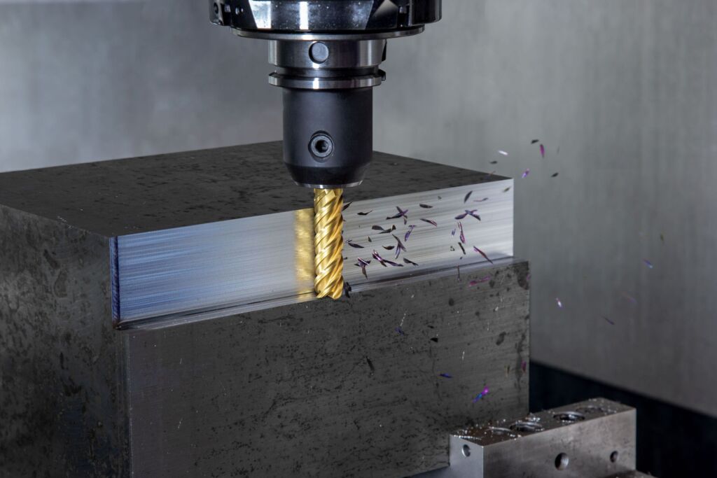 Der Nachschleifservice verl&auml;ngert die Lebensdauer der Werkzeuge und reduziert den Bedarf an neuen Rohstoffen. 