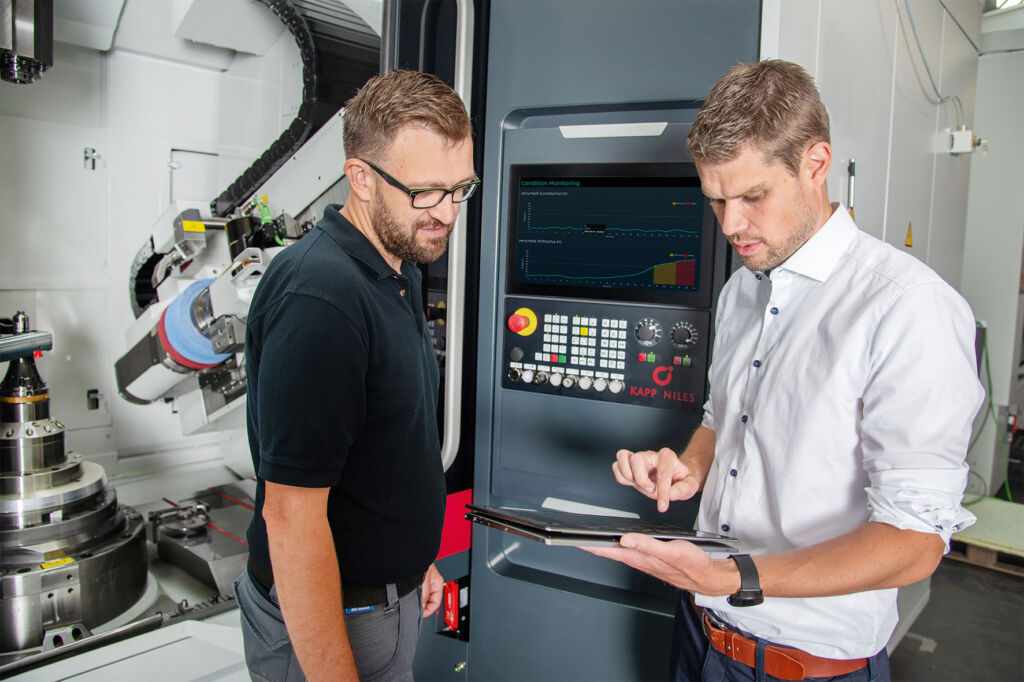 Maschine f&uuml;r die Feinbearbeitung von Verzahnungen und Profilen.