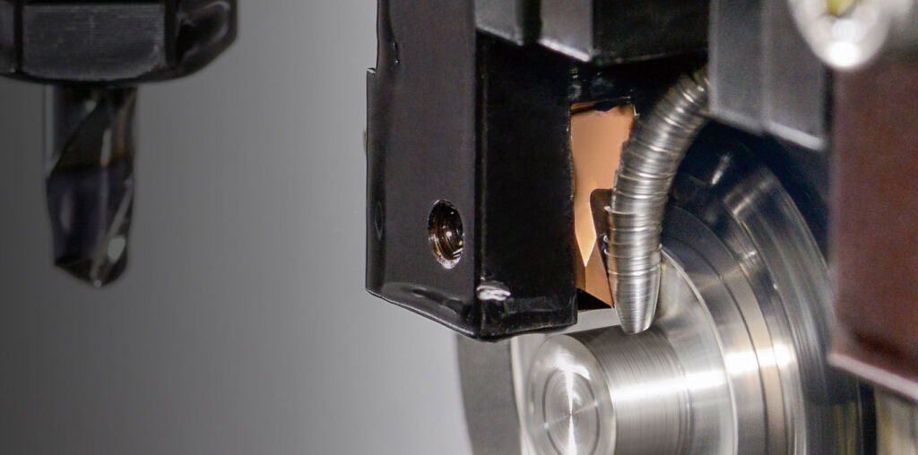 Der FrontMax bef&auml;higt zu enormen Schnitttiefen, zuverl&auml;ssiger Spankontrolle und hochwertigen Oberfl&auml;cheng&uuml;ten beim Plandrehen.