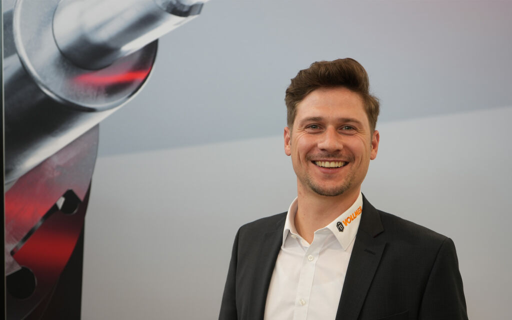 Christopher Lang ist Produktmanager bei Vollmer und f&uuml;r die Beratung sowie die Kundenbetreuung rund um die Lasermaschine VLaser 370 verantwortlich.