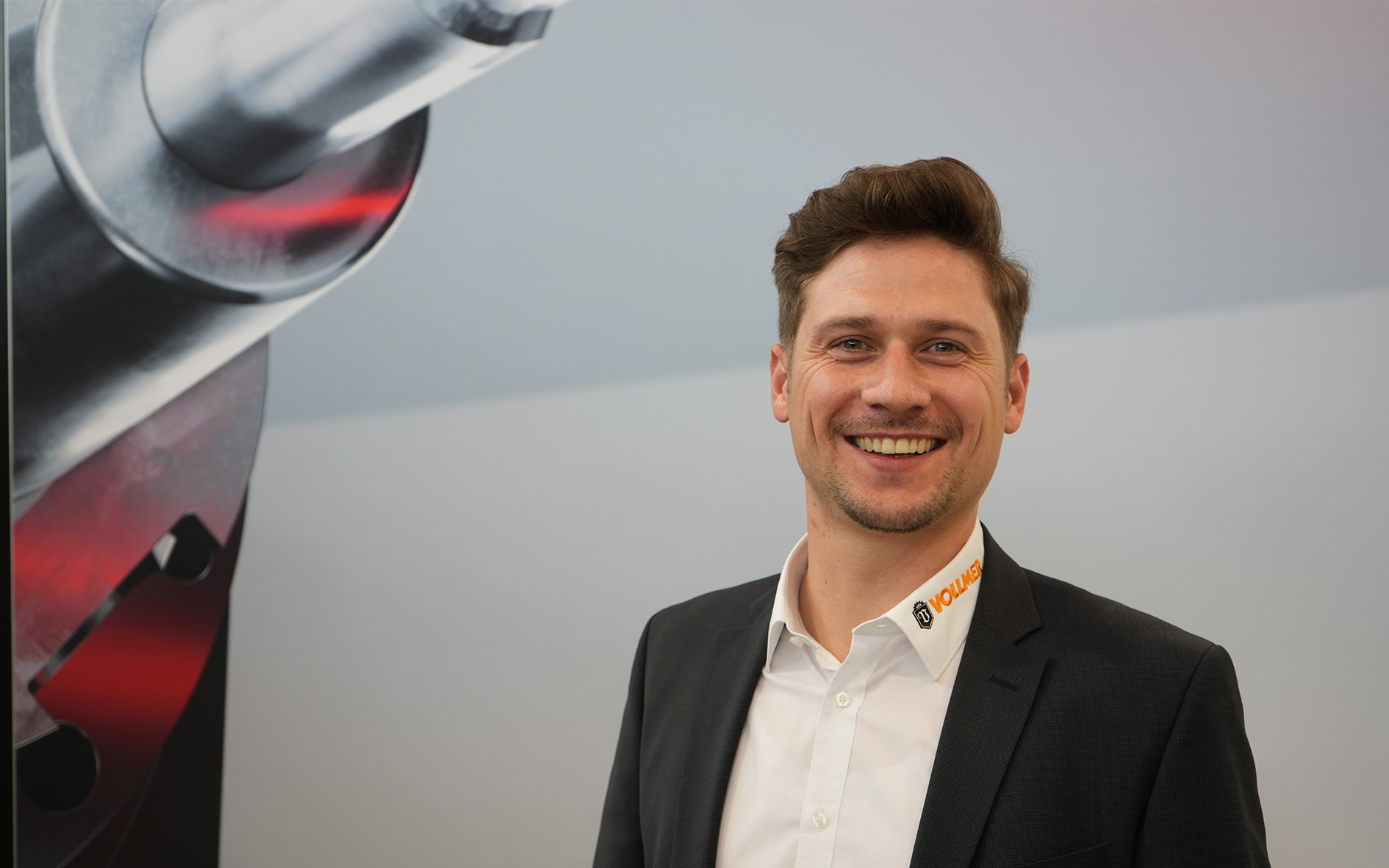 Christopher Lang ist Produktmanager bei Vollmer und f&uuml;r die Beratung sowie die Kundenbetreuung rund um die Lasermaschine VLaser 370 verantwortlich.