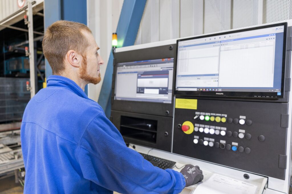 Dank der Lagerverwaltungssoftware Kastologic profitiert KWM von effizienten Abl&auml;ufen. Die benutzerfreundliche Oberfl&auml;che unterst&uuml;tzt den Anwender bei der t&auml;glichen Arbeit am Lager.