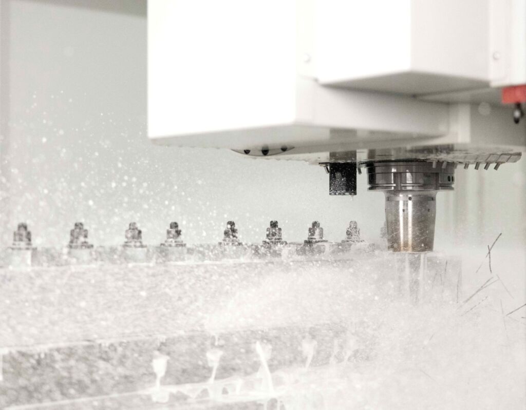 Mit dem Hartmetallfr&auml;ser 'Cylindrical Endmill Cutter &Oslash;40 R1.24' (18 Z&auml;hne) zum Weltrekord in der Titan-Zerspanung!   