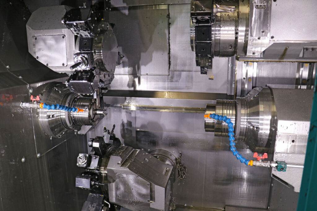 Der Hersteller von Hochpr&auml;zisionsteilen Schumag aus Aachen setzt die Produktionsdrehautomaten zur Bearbeitung komplexer Bauteile im Durchmesserbereich von 15 bis 65mm ein. Aus den drei Revolvern und gro&szlig;en Verfahrwegen resultieren eine hohe Flexibilit&auml;t u