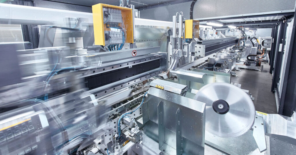 Voll digitalisiert: Schirmer misst dem Thema Industrie 4.0 und vernetzte Produktionslandschaften gro&szlig;e Bedeutung bei.