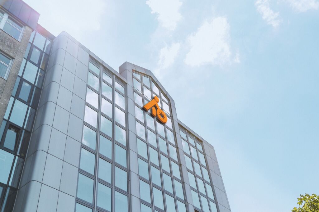 Redigiert Online Hoffmann Group dima 12 25 Bild