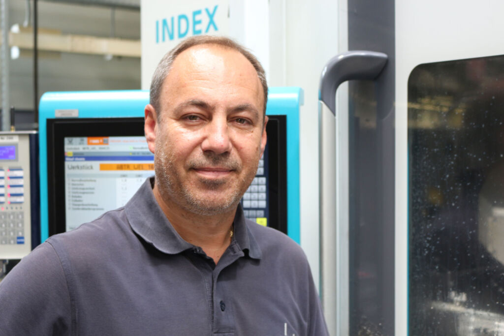 "Wir haben mit der neuen L&ouml;sung nicht nur die Taktzeit halbiert und Maschinenzeit frei bekommen, sondern konnten auch die Standzeit der Werkzeuge verdoppeln und unsere Werkzeugkosten senken", wei&szlig; Velibor Nisic vom R&uuml;stvorbereitungszentrum bei WST zu sch&auml;tzen.