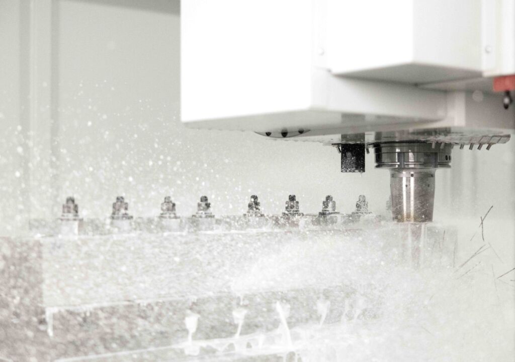 Weltrekord dank Hydrostatik: Das hydrostatisch gelagerte 5-Achs-Bearbeitungszentrum Starrag S1250 HD erzielte bei der Bearbeitung von Titanbauteilen eine weltweit bisher unerreichte Zerspanrate.