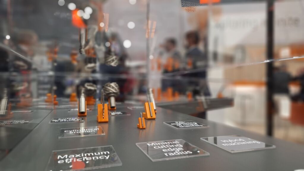 Mit Blick auf mehr Effizienz sind es vor allem auch hybride Maschinen, um Werkzeuge schneller und mit höherer Qualität zu schärfen.