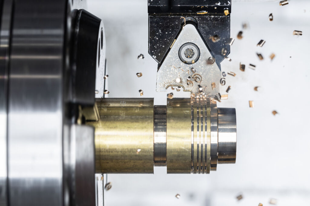 Gelaserte Spanformgeometrien gestatten selbst bei breiten Stechwerkwerkzeugen einen prozesssicheren Spanbruch.