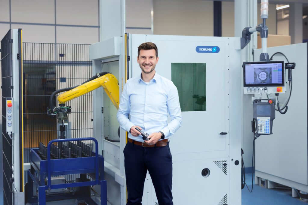 Durch die Automation r&uuml;ckt das Finishing in die Nebenzeit. "Das macht diese Zellen hochwirtschaftlich f&uuml;r uns", betont Steffen Gotzmann. 