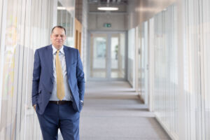„Europa und die westlichen Industrienationen verfügen über hervorragende Ingenieurskompetenz, Innovationskraft und hochqualifizierte Fachkräfte“, betont Nell. „Diese Stärken müssen wir konsequent nutzen und weiterentwickeln.“