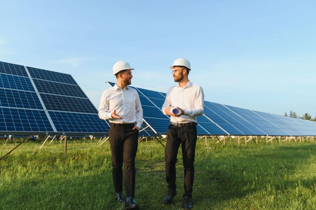 Scholt Energy begleitet Unternehmenskunden neben der Beschaffung von Strom und Gas auch bei der Integration eigener erneuerbarer Erzeugungsquellen.