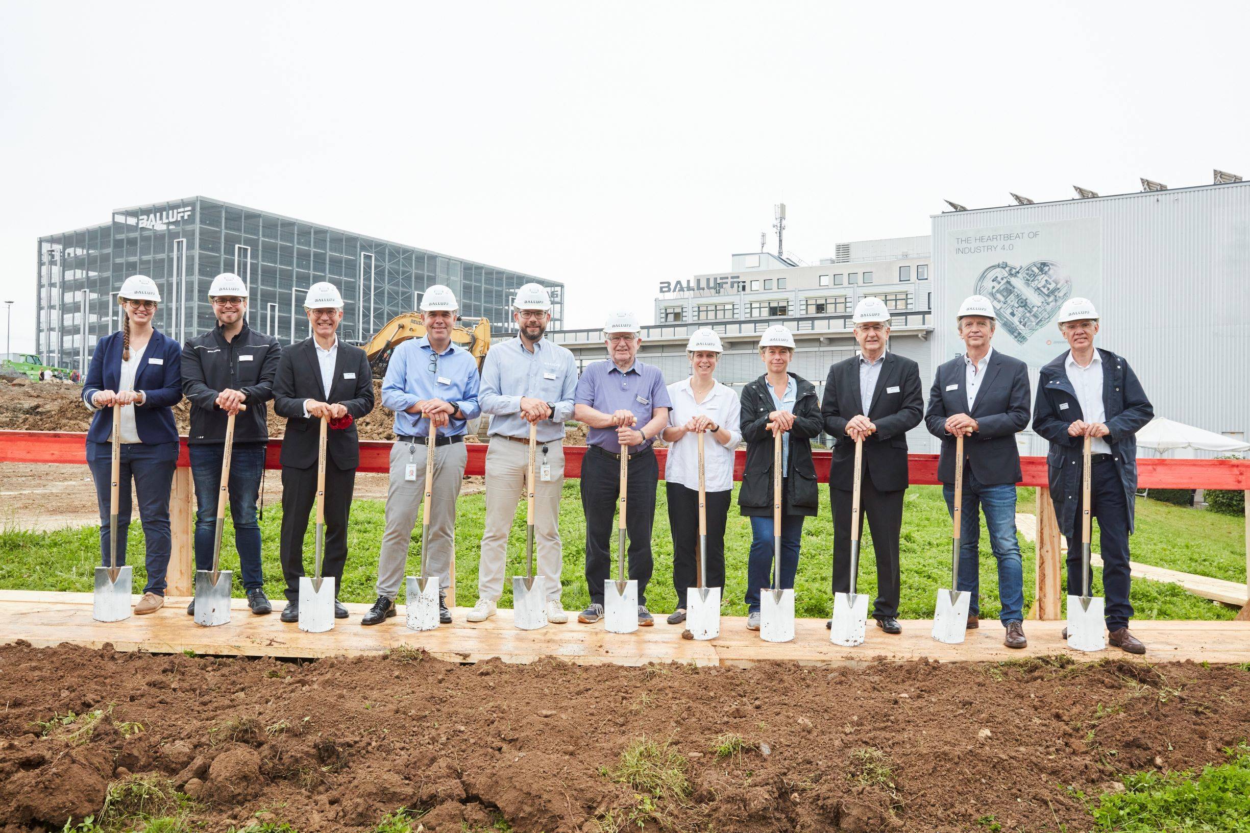 Spatenstich für neuen Balluff Campus