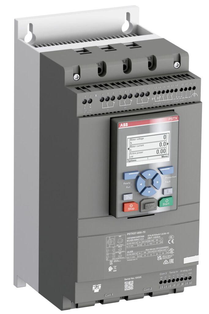 Der Softstarter PSTX37-600-70 werden bei MTU für das sanfte Anheben und Senken von Flugzeugtriebwerken eingesetzt.
