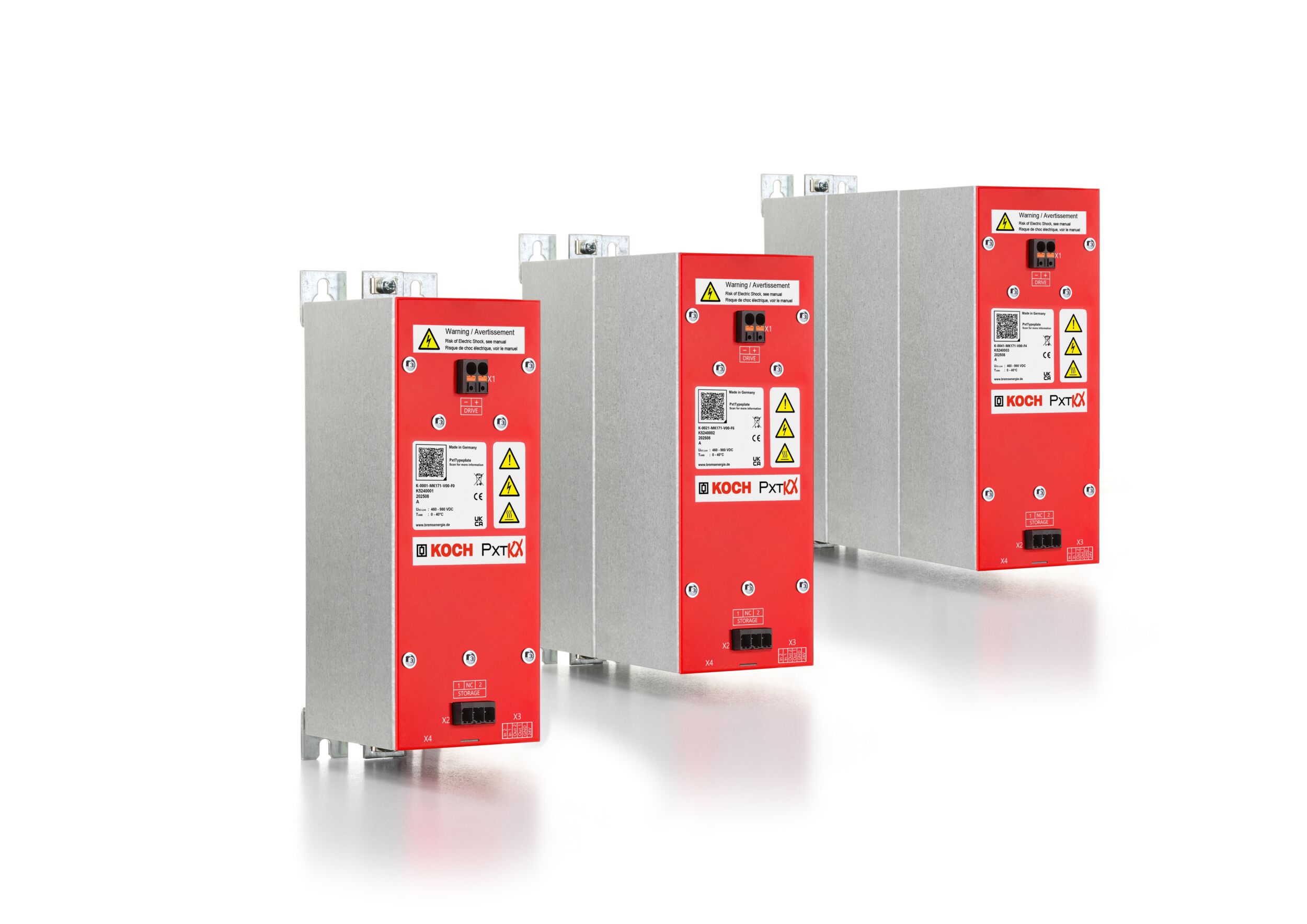 Die Systemwelt des aktiven Energiemanagementgeräts PxtKX von Michael Koch umfasst das aktive Elektronikmodul, das Elektronikmodul mit einem (2kJ) und mit zwei Speichermodulen (4kJ) (v.l.n.r.).