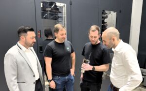 Die enge Zusammenarbeit zwischen Boie, Weinig und Walter trägt maßgeblich zur effizienten Gestaltung der Prozesse bei (v.l.): Eren Yoleri, Kevin Hemrich, Frank Stäblein und Michael Gall.