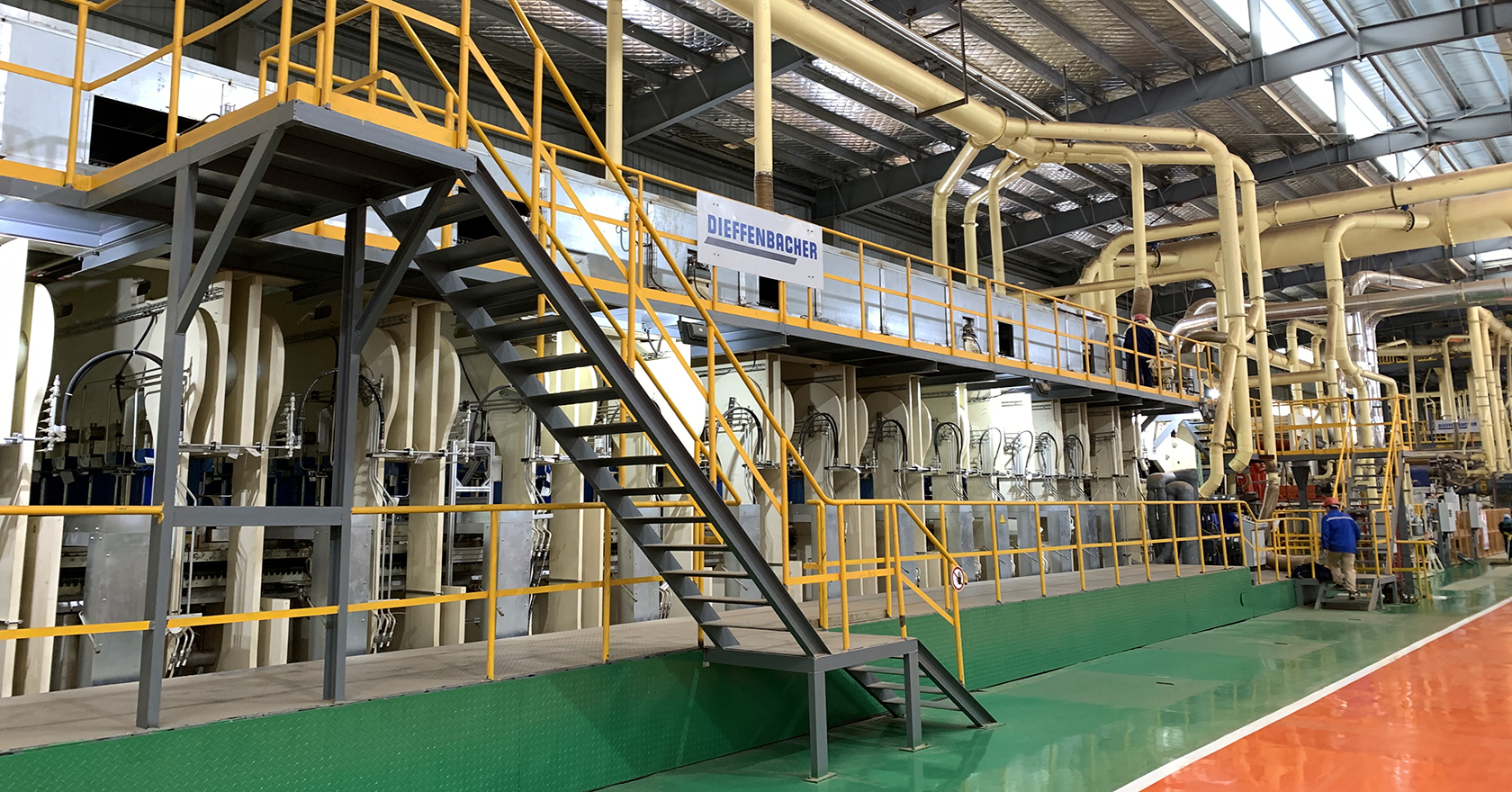 Dieffenbacher baut größte kontinuierliche Presse der Welt GuangxiLelinTHDF