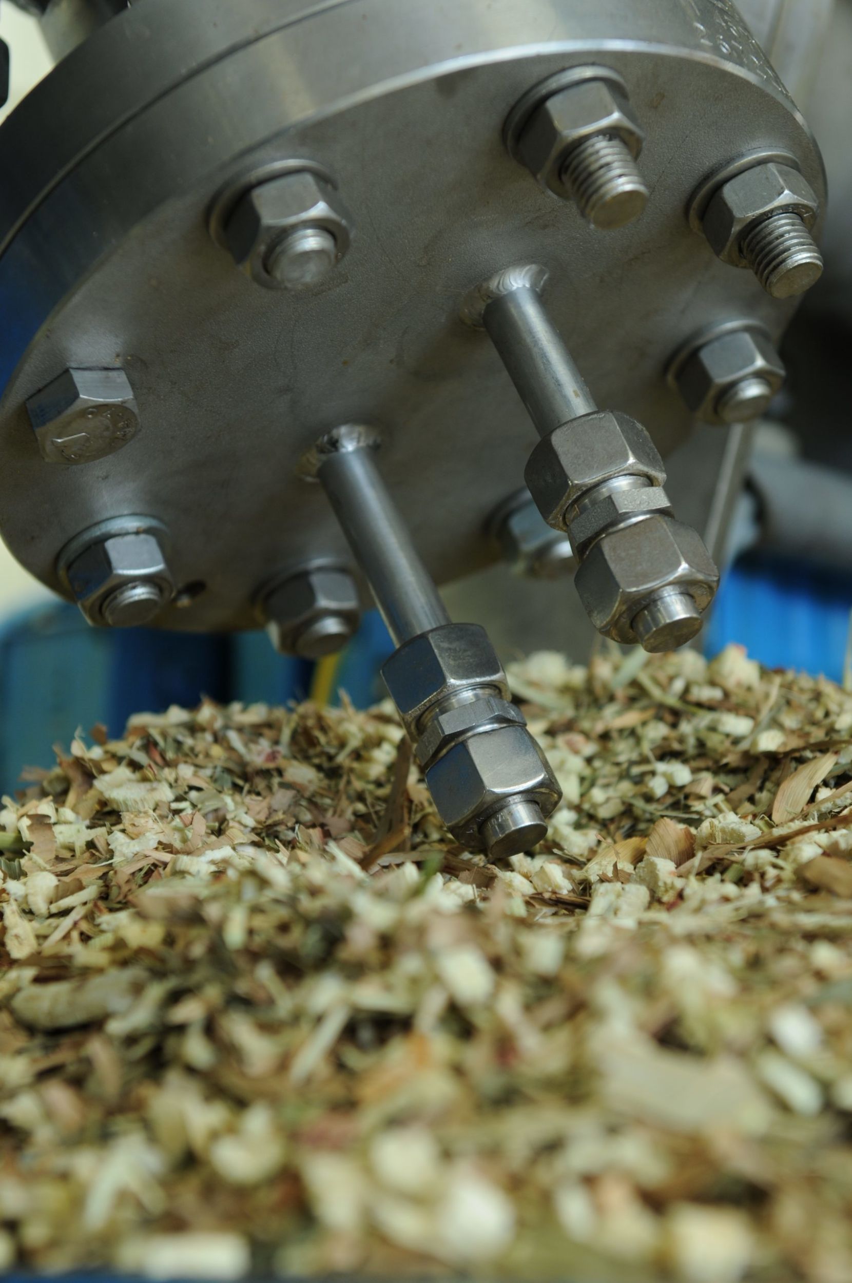 Umweltfreundliches Aufschlussverfahren für Holzreste gesucht