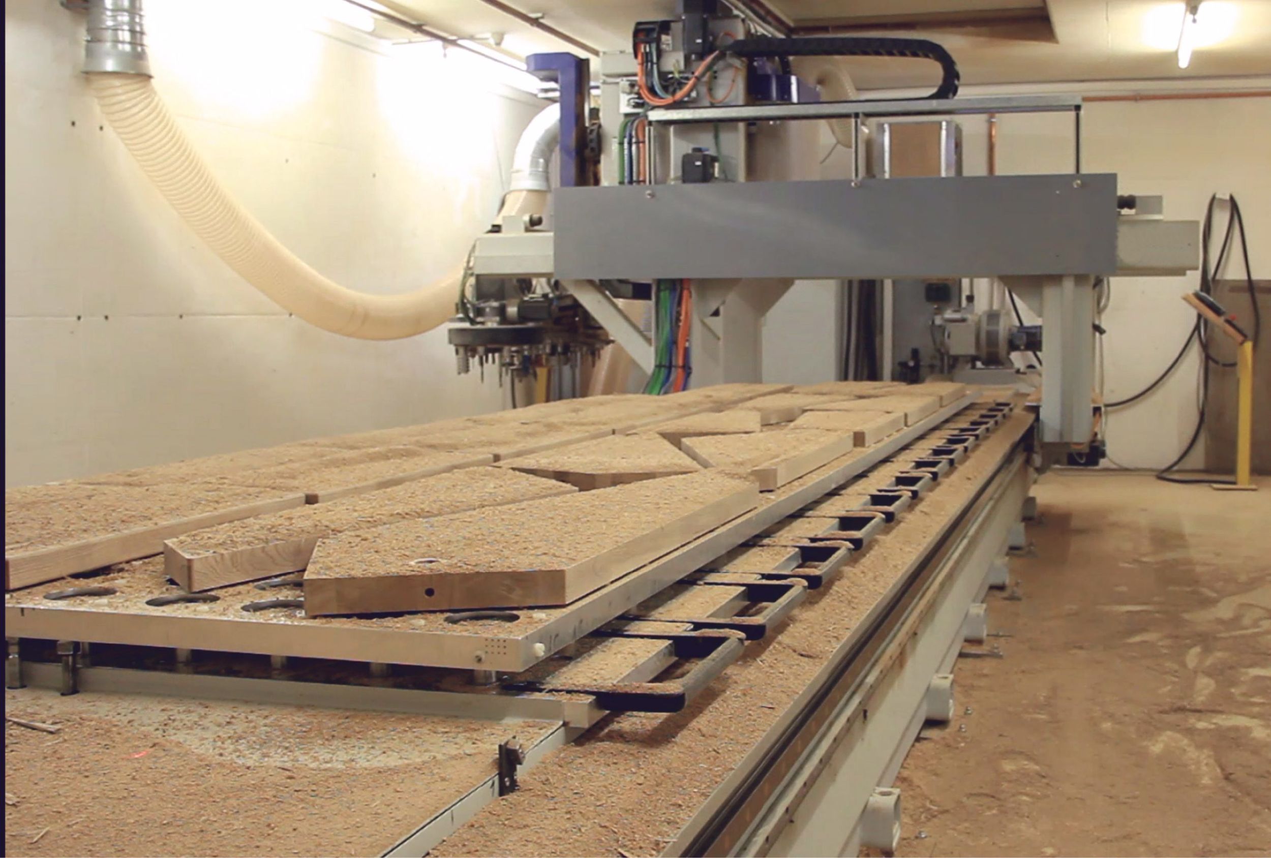 Plattenoptimierung 2.0: Nesting im Treppenbau Der Nutzer bestimmt, welche Einzelteile optimiert werden sollen. Dabei kann durch verschiedene Voreinstellungen entschieden werden, ob nur eine Sorte von Teilen pro Platte kombiniert wird oder mehrere verschiedene Teile gemischt werden.