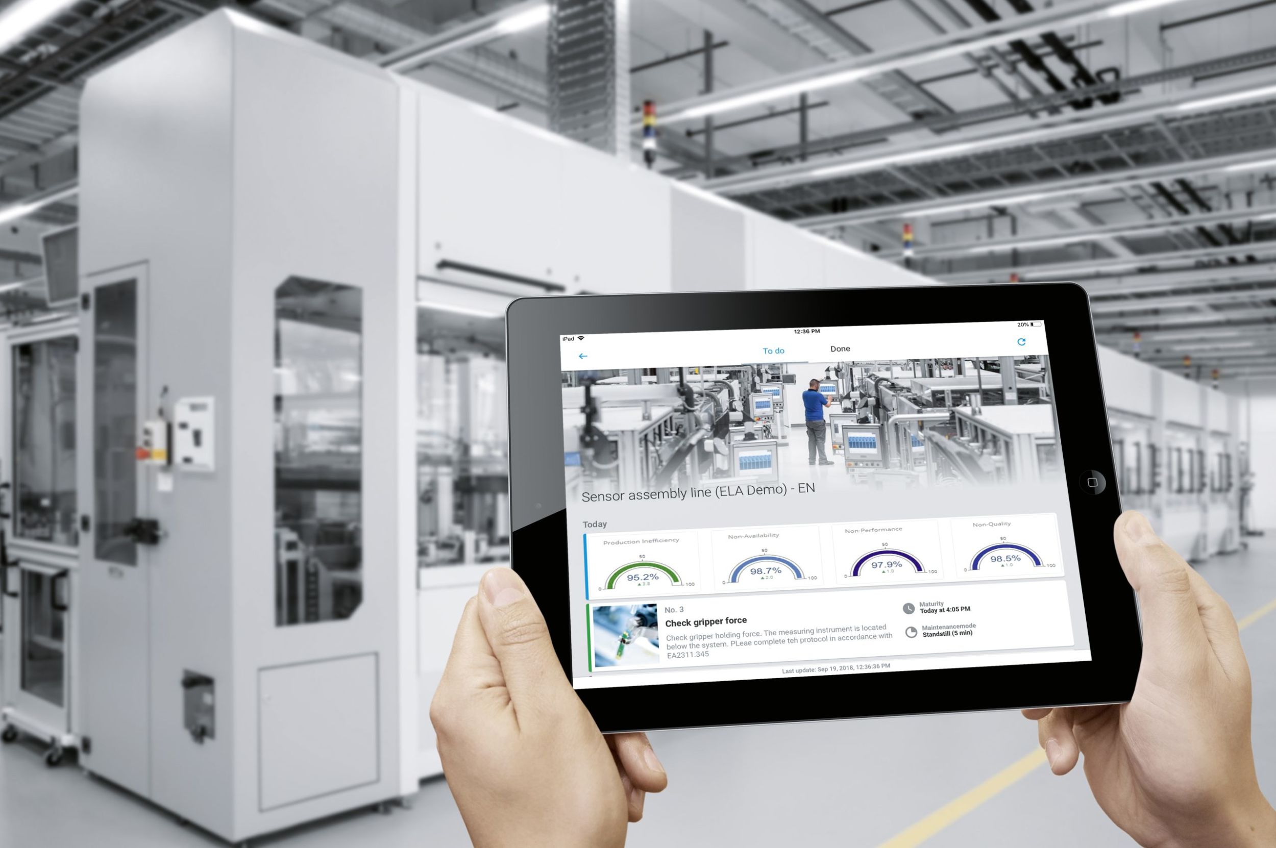 Festo und FlexFactory bündeln ihre Kompetenzen Die Festo Wartungssoftware Smartenance sammelt Daten und stellt sie dem Risk Balance Board von FlexFactory über einen Digital Financial Twin zur Verfügung.