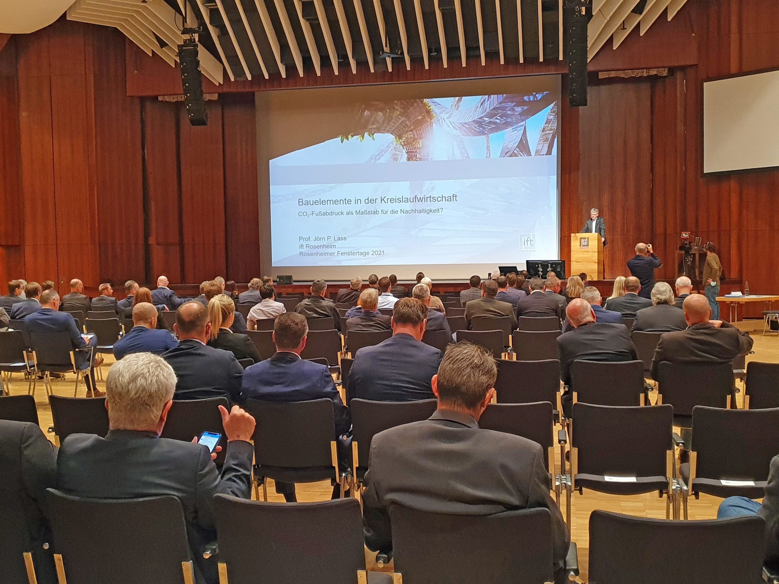 ift-PI211066_RFT_Bild_04_Saal