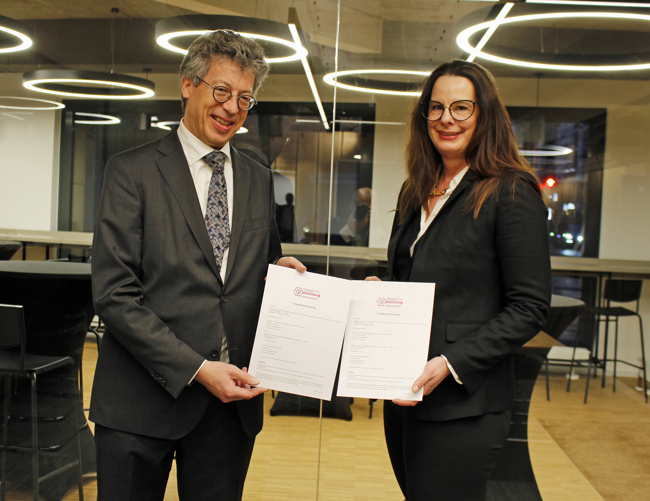 Johannes Schwörer und Dr. Helen Fürst.