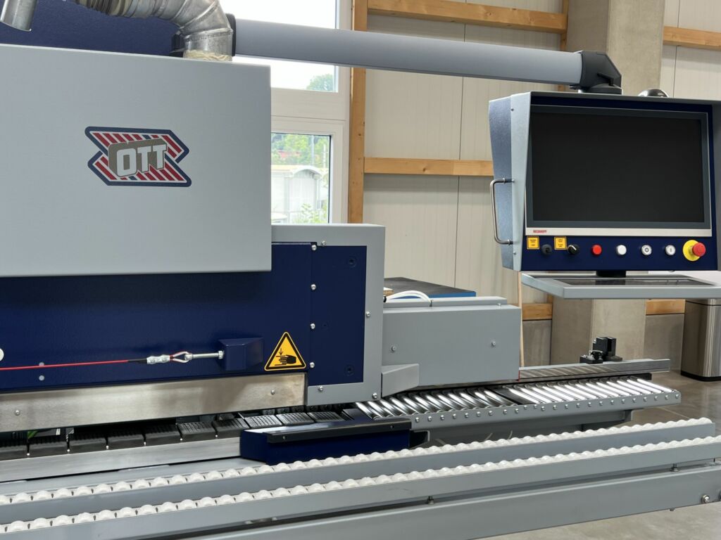 Firmenjubiläum bei Ott - 60 Jahre in Lambach 1 Die Marke Paul Ott steht für Expertise im Kantenanleimen.