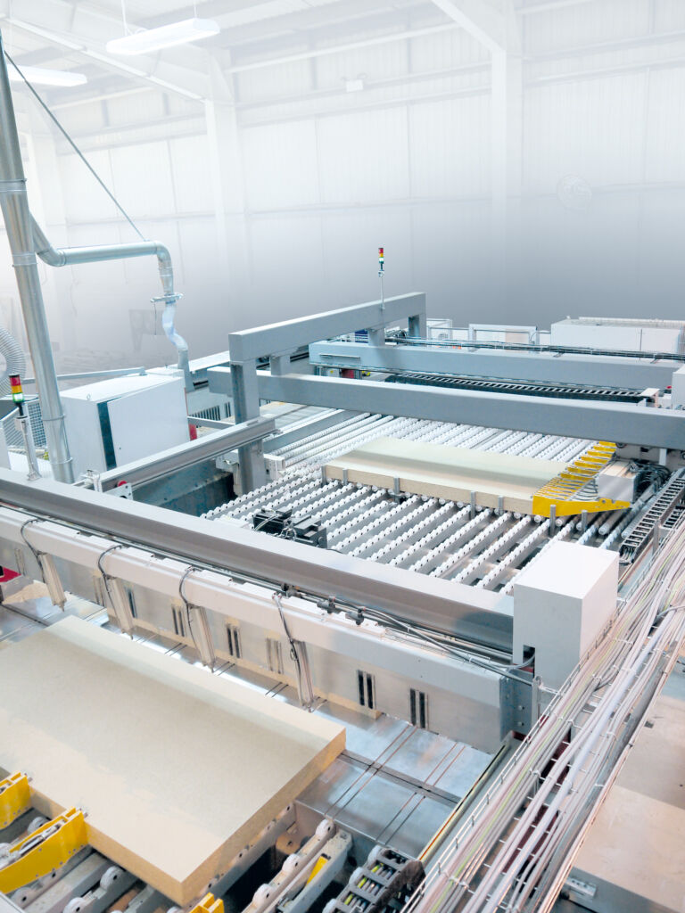 IMA Schelling bündelt Angebote für die Plattenindustrie 1 01 IMA Schelling Zuschnittanlage rgb