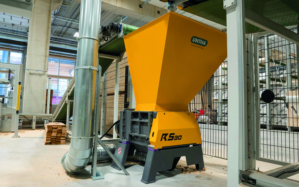 Untha auf der Holz-Handwerk 1 UNTHA PR Holzhandwerk RS30 Print