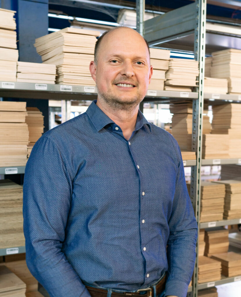 308342 Mario Schoebel 1