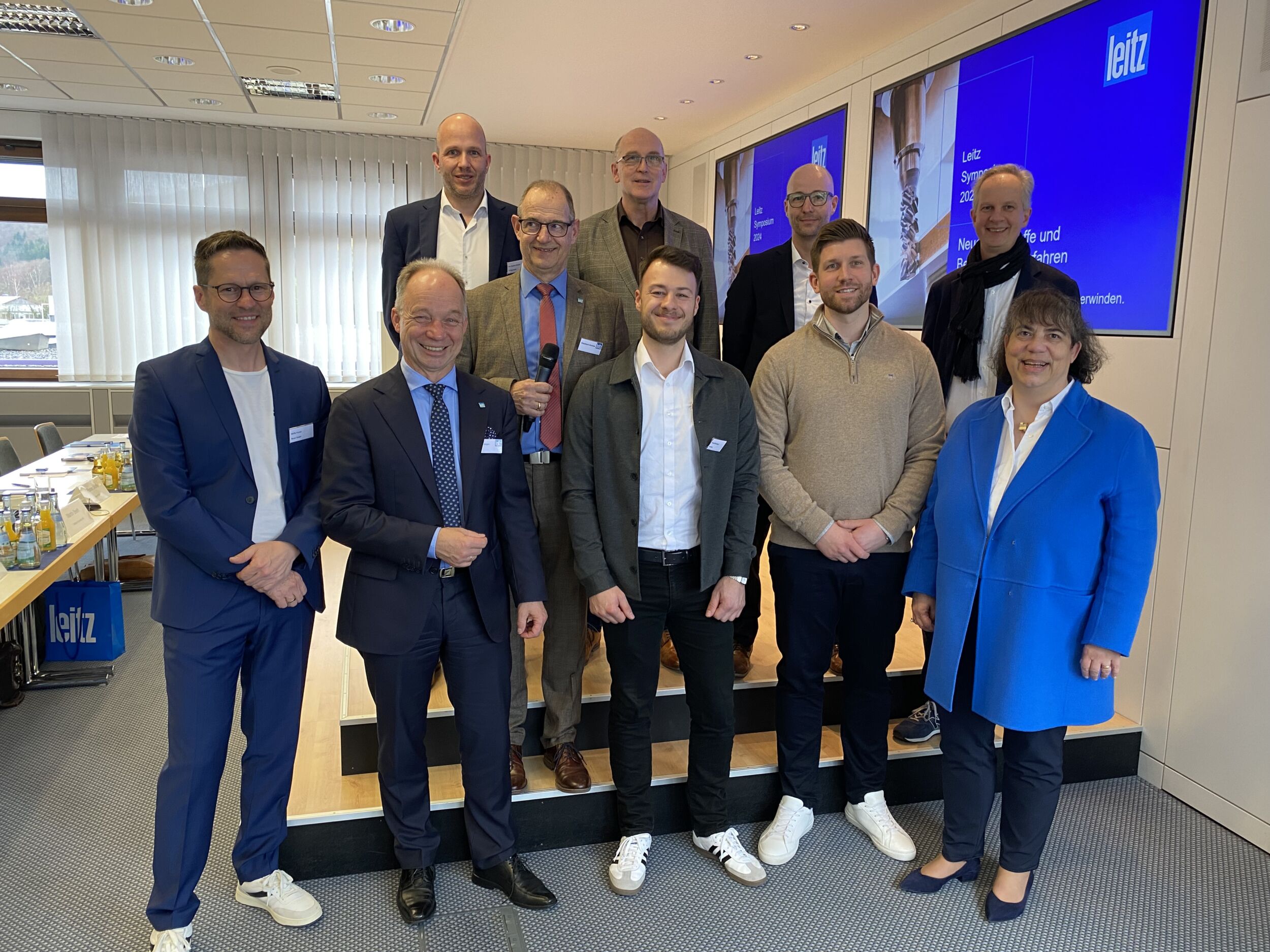 Neue Wege in die Möbelfertigung