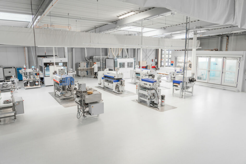 Neues Plantag-Technikum 1 klein CJ 240311 PCG Technikum L 38