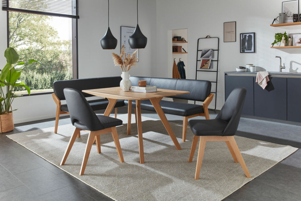 Wie gelingt die Umstellung auf Wasserlack? 3 Rasche Trocknung, lange Topfzeit, 0% VOC: Bluefin Unistar ist ein beliebtes Produkt im Wasserlack-Sortiment von Adler.