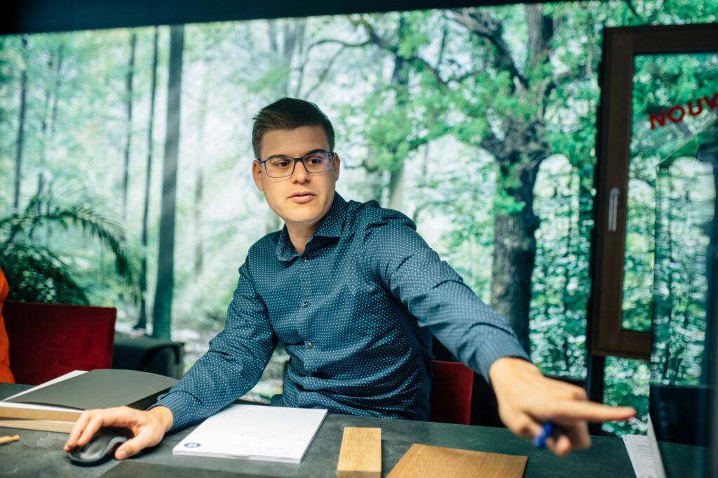 Hightech trifft Handwerk für den richtigen Schliff 2 Valentin Santschi: "Wenn wir unsere Lieferanten auswählen, wenden wir uns immer direkt an die Spezialisten."