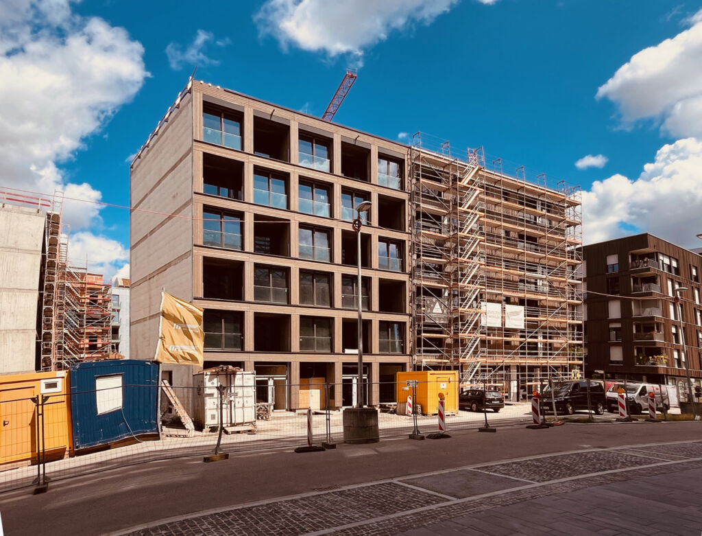 Holzbau in Hybridbauweise 1 K6 K7 Front