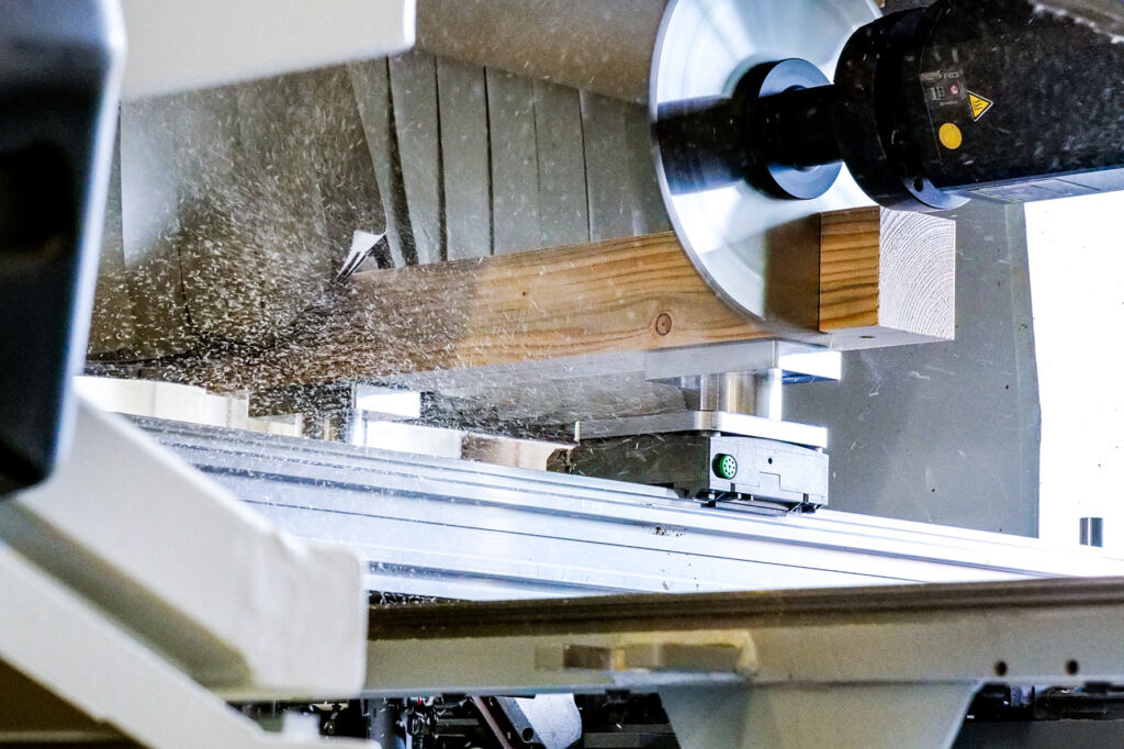 Leicht gebaut, stark geleistet 1 Die Blocksauger VCBL-B-HD für die Systeme von Biesse lassen sich mit der Saugeraufnahme verschrauben.