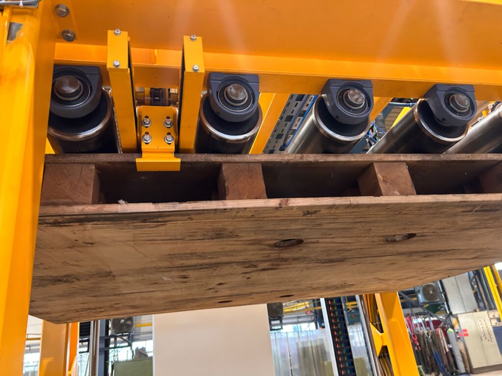 Maßgeschneiderte Produktionslogistik - sicher und effizient 2 Wender