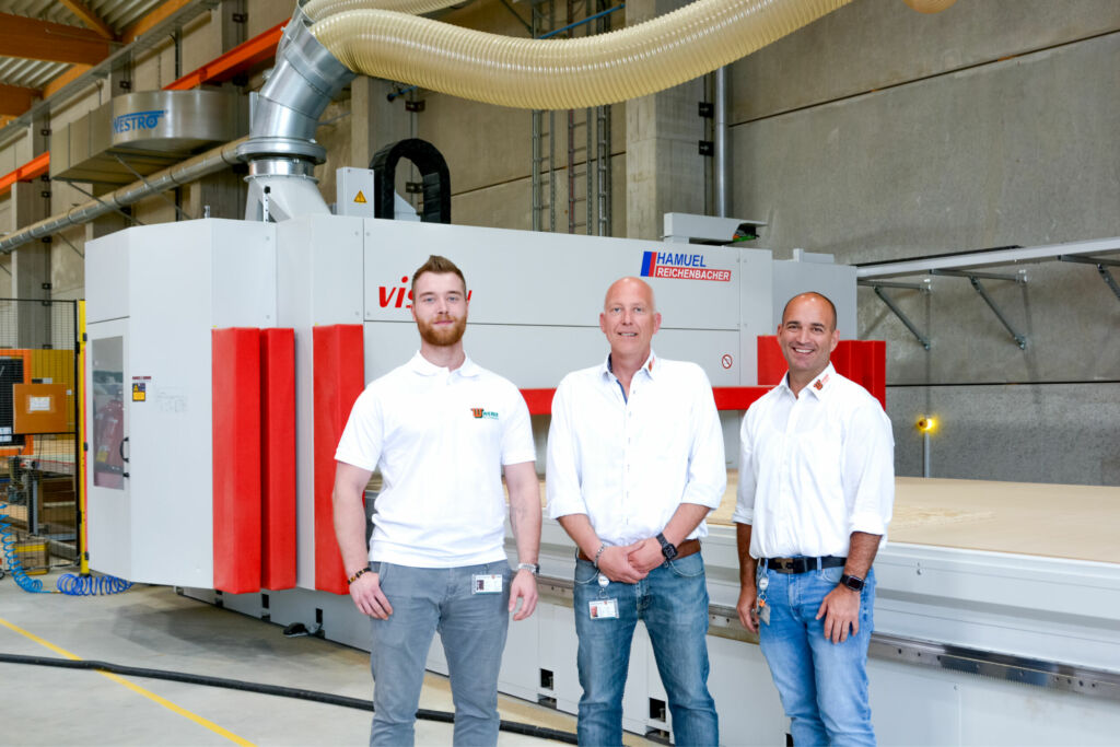 Meister des Betons 2 v.l.n.r.: Leitung Produktionstechnik Maurice Wernien, Werksleiter Björn Lang, Produktionsverantwortlicher Thomas Dressel