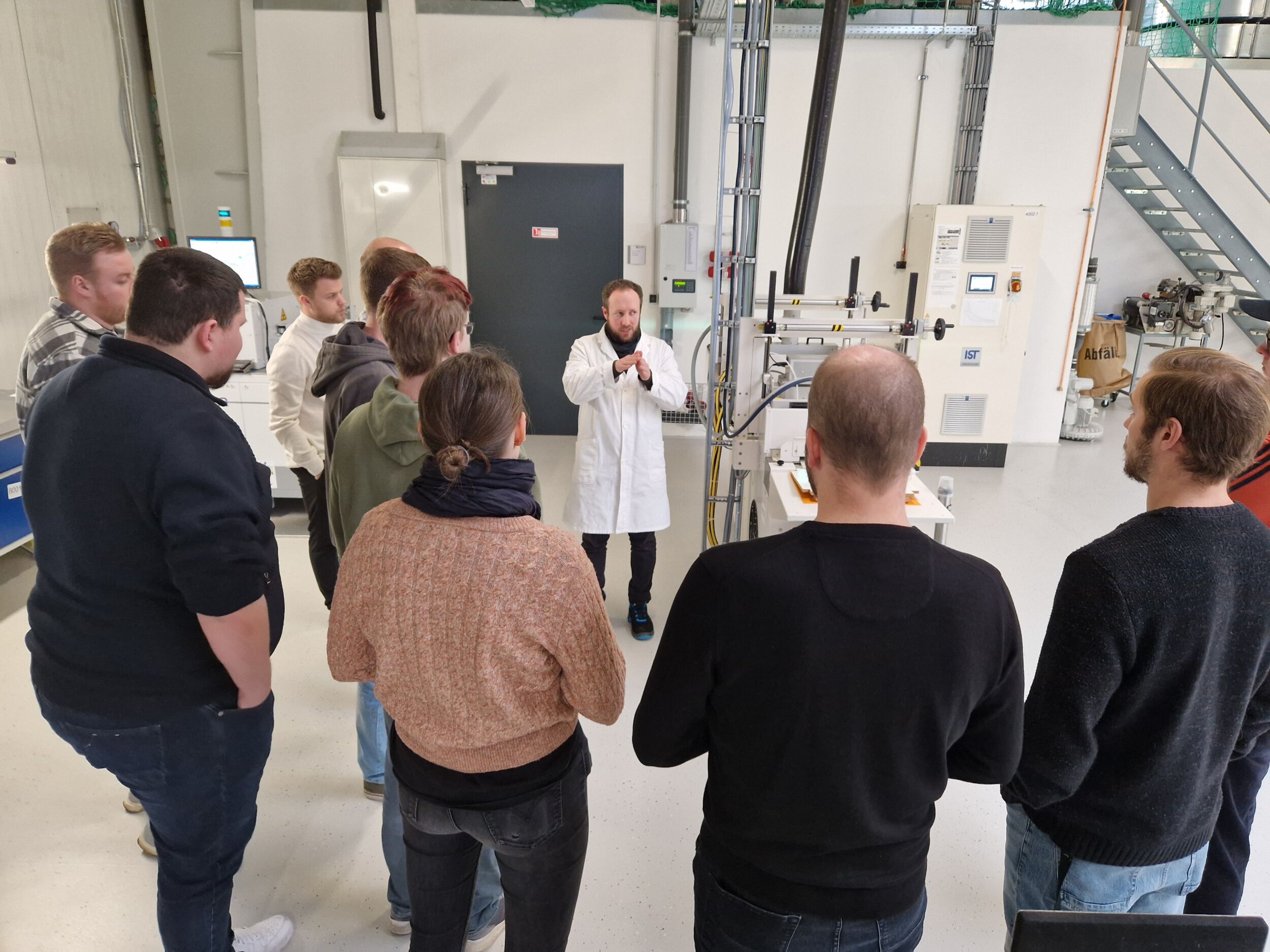 Studenten erhalten Praxis-Einblick bei Plantag