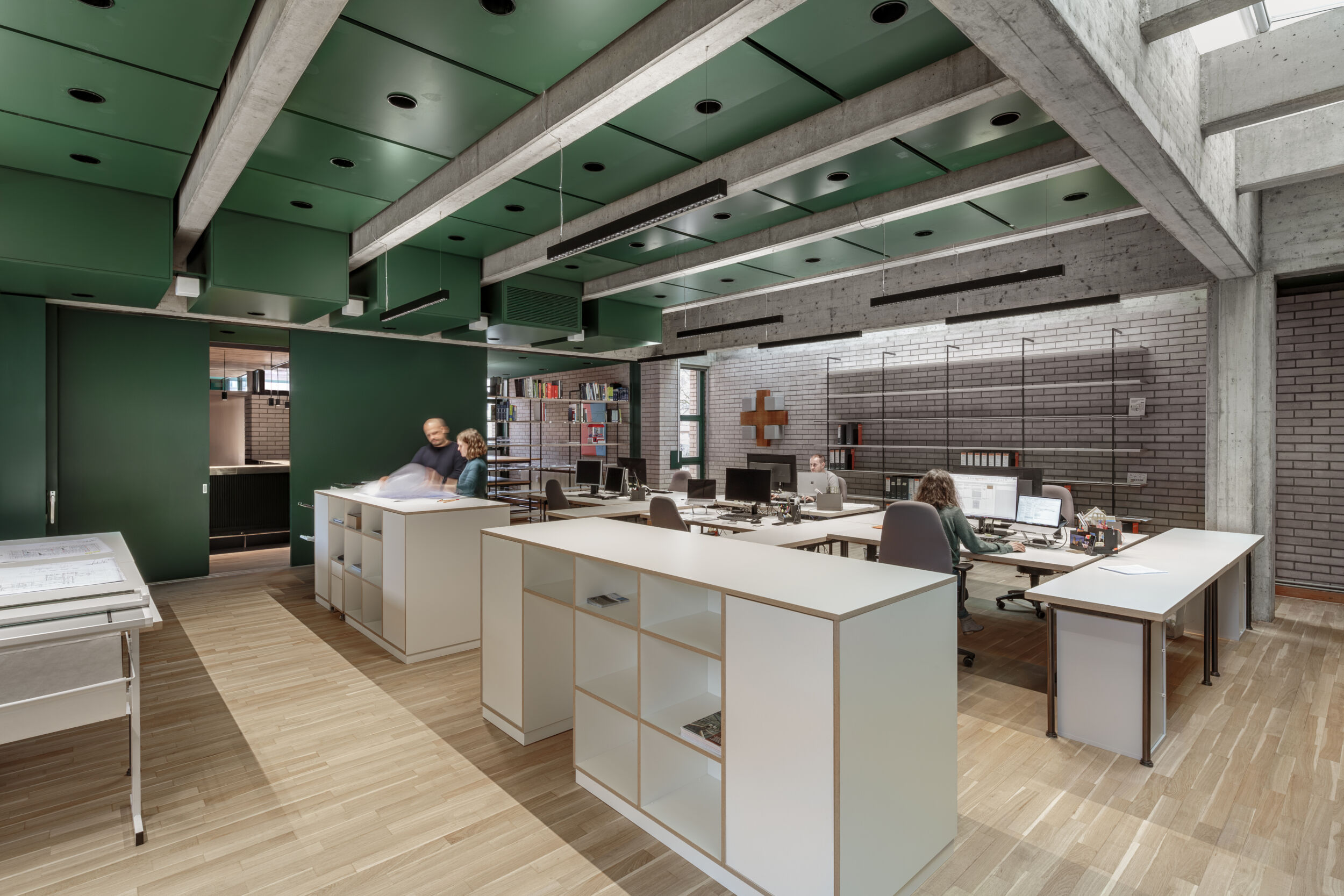 Neue Arbeit im alten Gemeindehaus