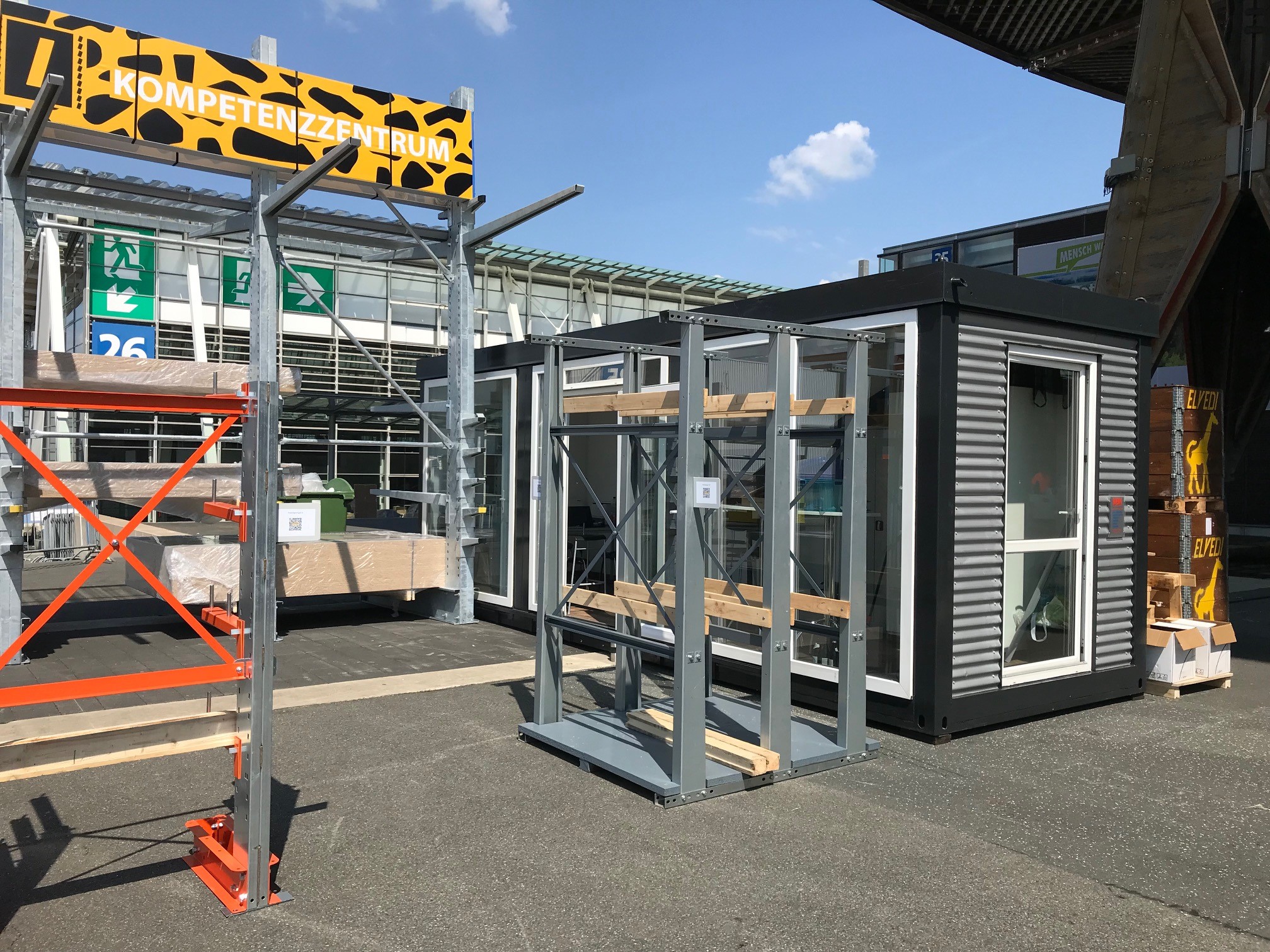 Insbesondere die Nachrüstbarkeit und Erweiterbarkeit der Elvedi-Lösungen sind diesmal Schwerpunkte des Unternehmens.