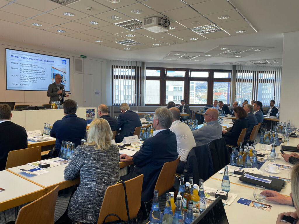 Holzfenster zur Zukunft 3 359268 Abbildung 2