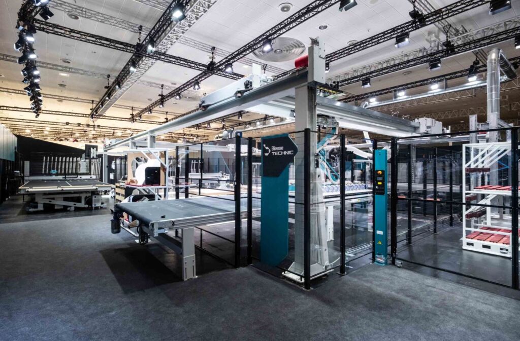 Ein Blick hinter den Vorhang 2 Biesse Technic 213x140 300dpi