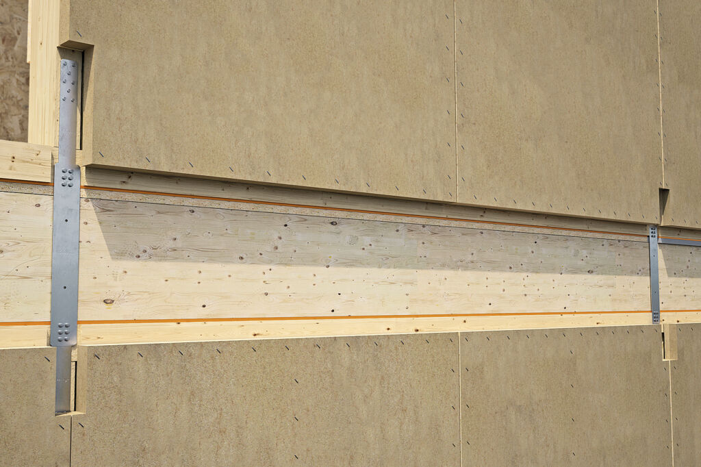 Winkelverbinder für Holzrahmenbau 1 Der WKR Double ist ein modulares System, um Wandelemente geschossübergreifend zu verbinden.