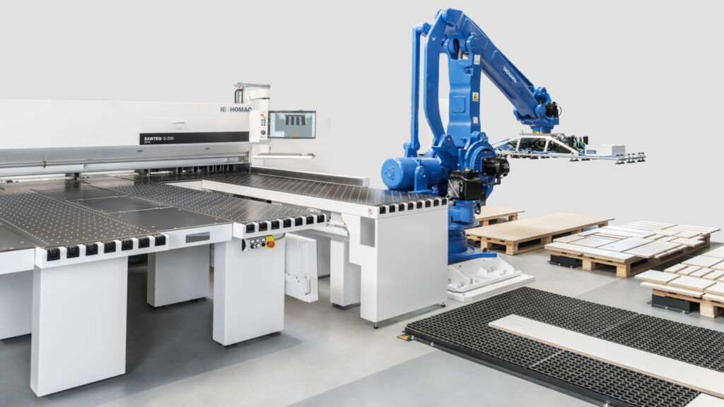 Von der Wiege an 4 Bodentiefe Abstapelung: Die neue Lösung für hybride Robotersägen überzeugt durch geringen Platzbedarf, flexible Nutzung und einfache Logistik.