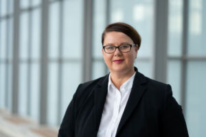 Als Global Director Ligna verantwortet Stephanie Wagner sowohl die Projektleitung der Fachmesse als auch die fachliche und disziplinarische Führung des Ligna-Teams.