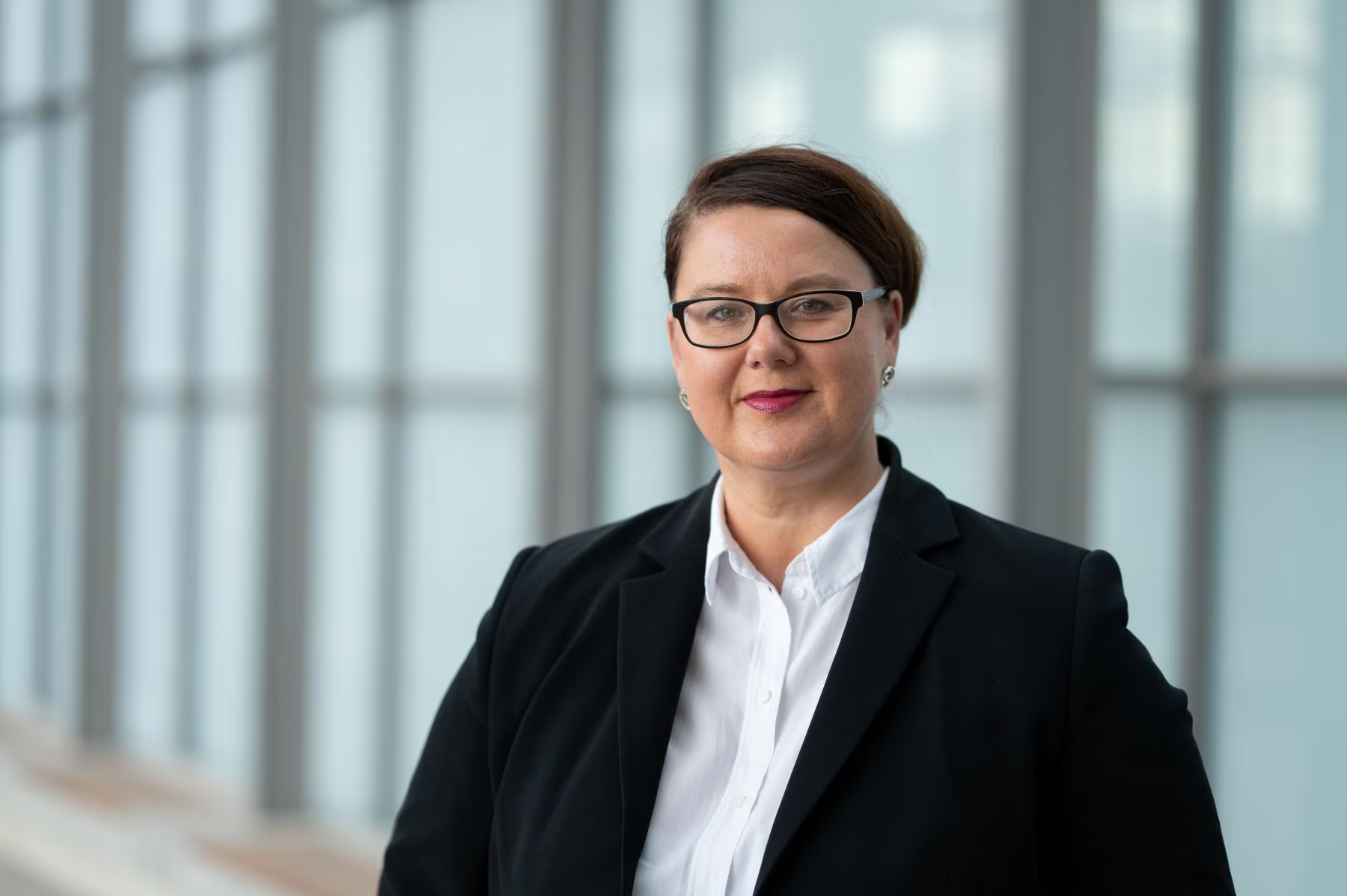 Als Global Director Ligna verantwortet Stephanie Wagner sowohl die Projektleitung der Fachmesse als auch die fachliche und disziplinarische Führung des Ligna-Teams.